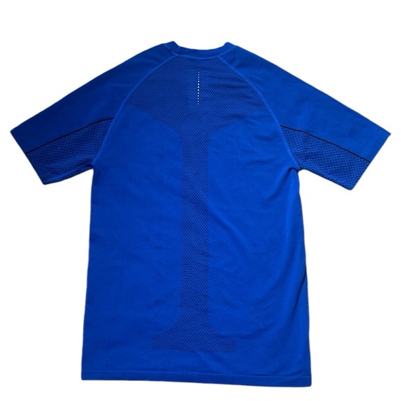 Saucony Men’s Blue and Black Running Athletic Top Size Medium - Picture 2 of 4